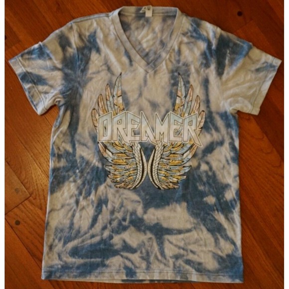 Bella Canvas Dreamer Angel Wings Graphic Tee Size Medium Blue - SALE 5 FOR $25 - Picture 1 of 11